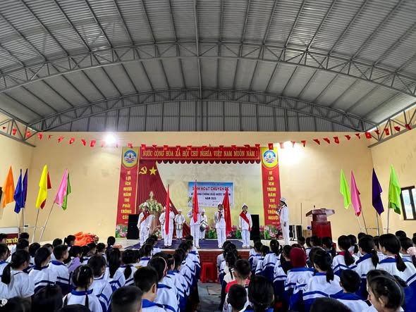 UBND XÃ TÂN CHÂU PHỐI HỢP TỔ CHỨC CHUYÊN ĐỀ PHÒNG CHỐNG ĐUỐI NƯỚC Ở TRẺ EM  TẠI TRƯỜNG TIỂU HỌC DIỄN LỢI