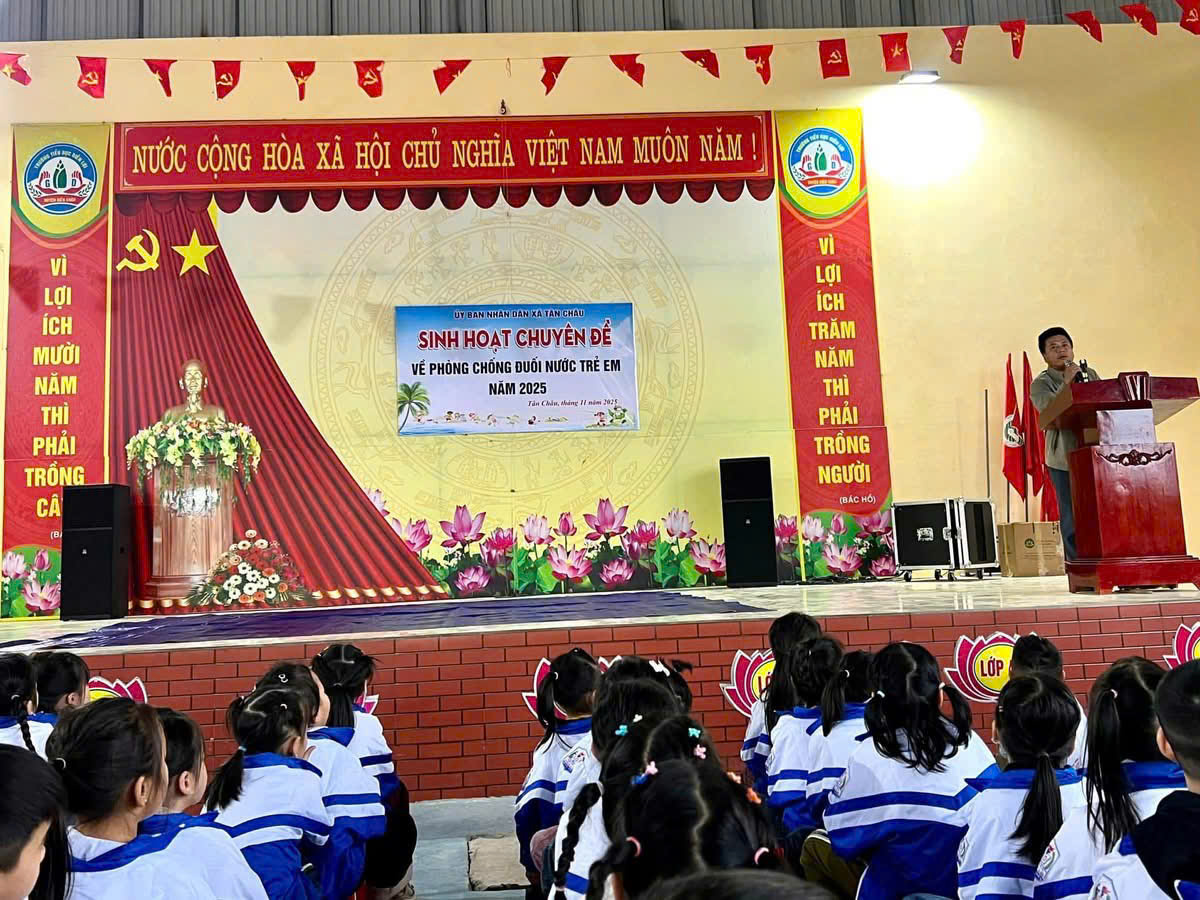 z7298659074061 c2e0a5efc14eee53502777f80d81f47f